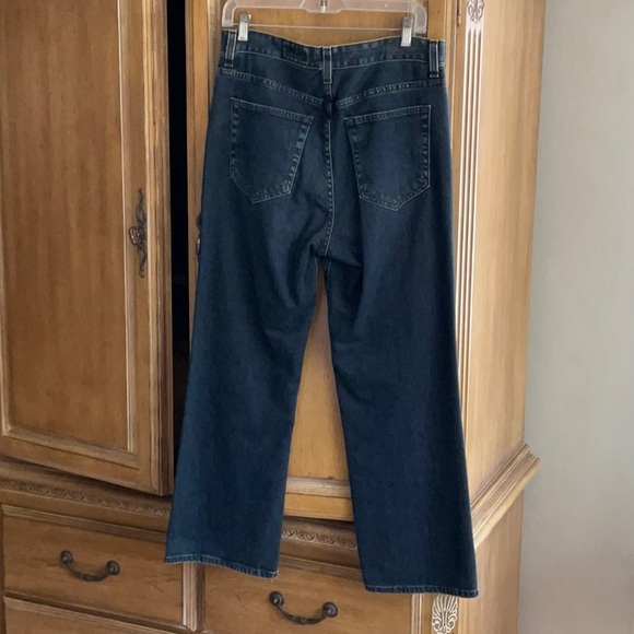 AG Kinsley, High Rise Pop Crop size 30, *used* - Picture 2 of 6